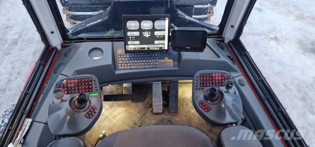 Komatsu 865 Lesné traktory