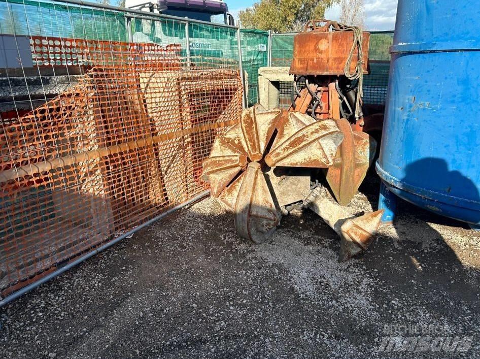Liebherr A316 Stroje pre manipuláciu s odpadom