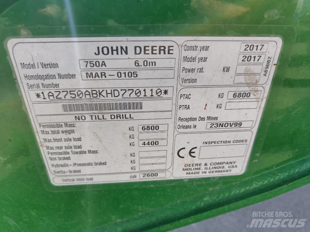 John Deere 750 A Mechanické sejačky