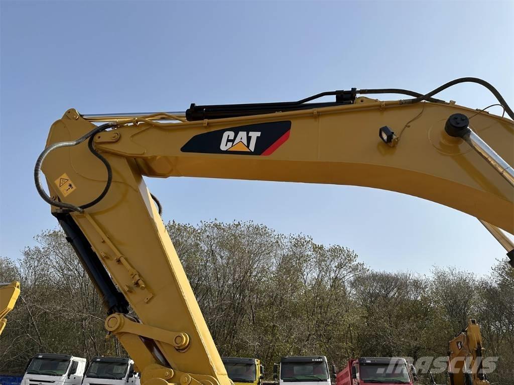 CAT 336D Pásové rýpadlá