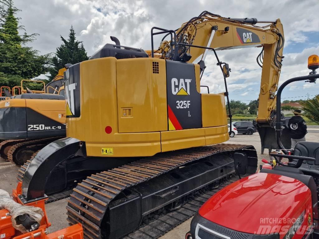 CAT 325 FL CR Pásové rýpadlá