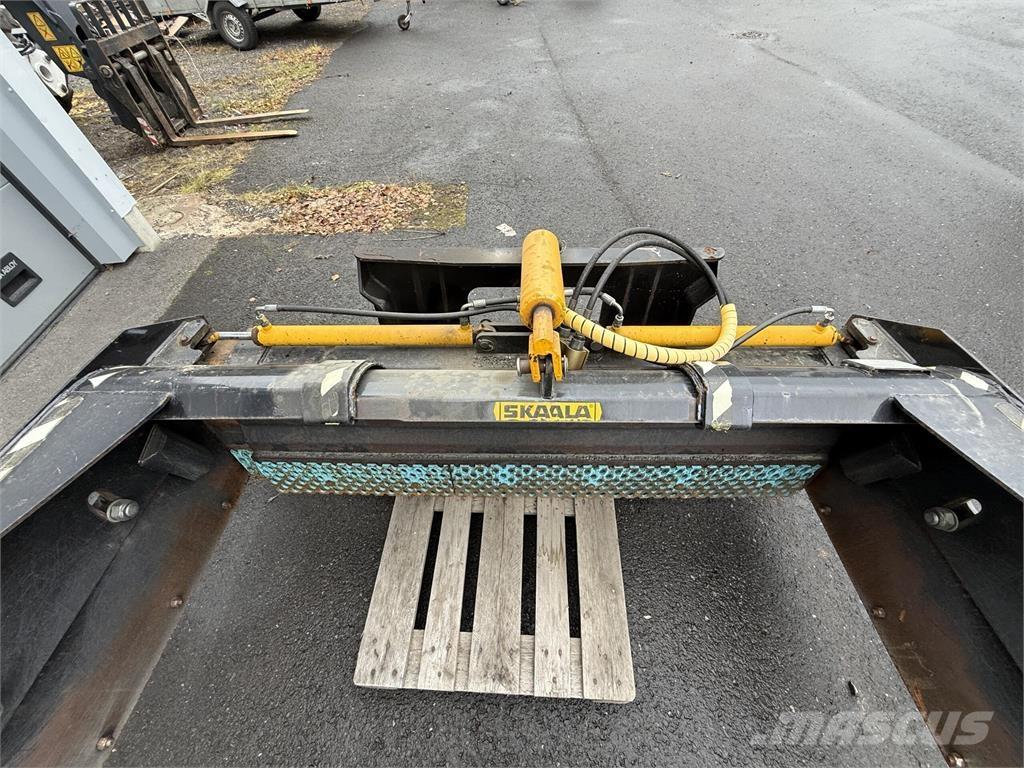 Skaala L19-30 Snežné pluhy, predné snežné radlice