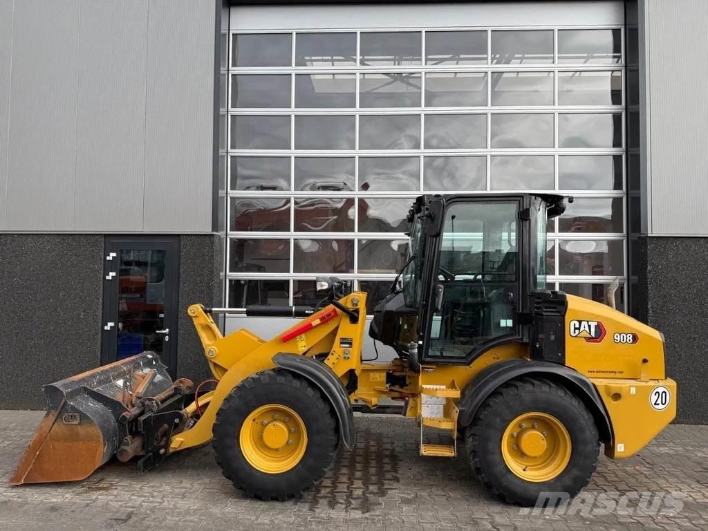 CAT 908 Kolesové nakladače