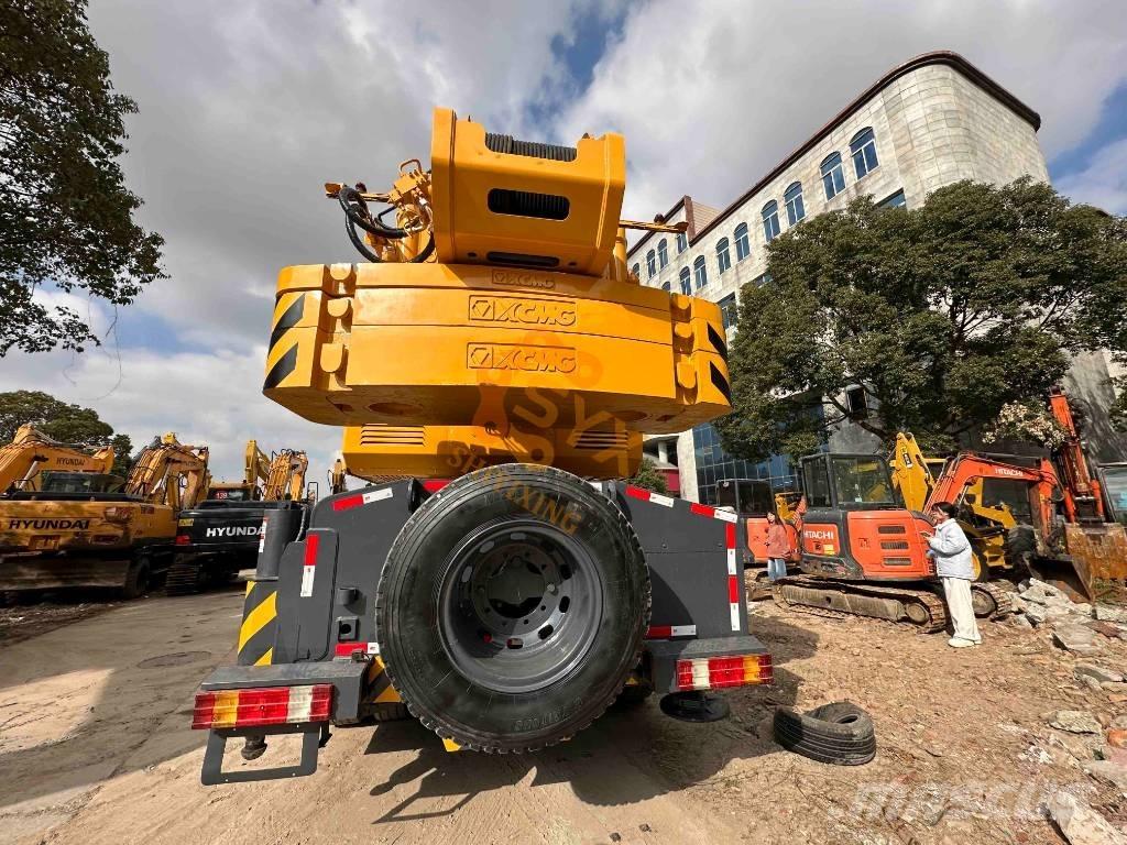 XCMG XCT 80LC5 Univerzálne terénne žeriavy