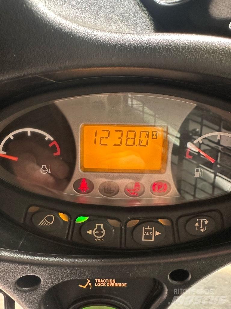 Bobcat T 590 Šmykom riadené nakladače