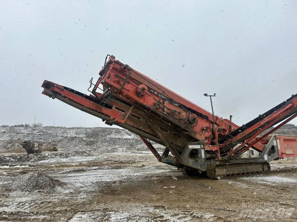 Sandvik QA 450 Mobilné triediče
