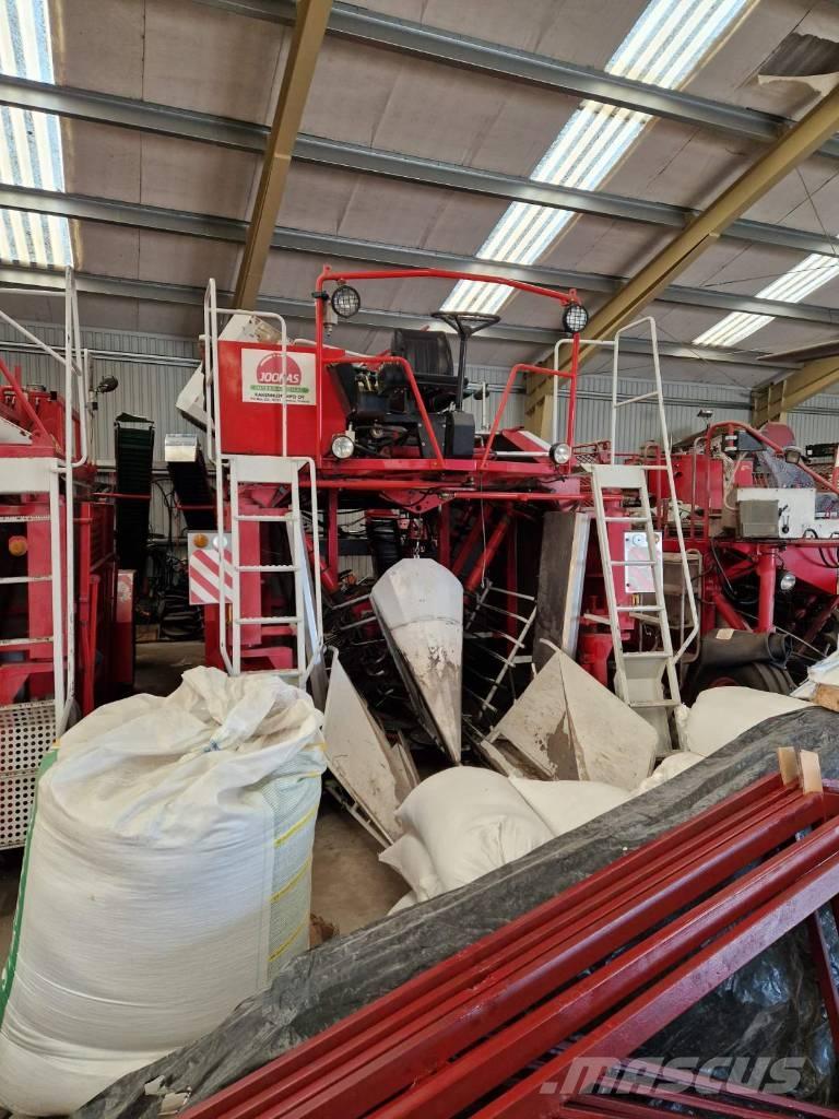  JOONAS 1500 Kombinované zberacie stroje