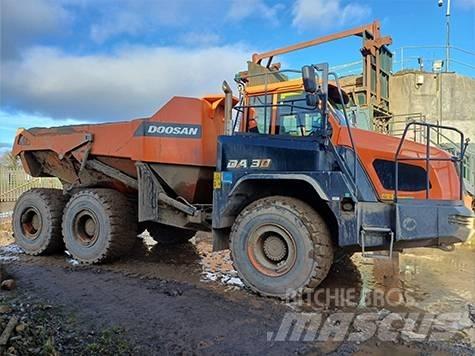 Doosan DA 30 -7 Kĺbové nákladné autá