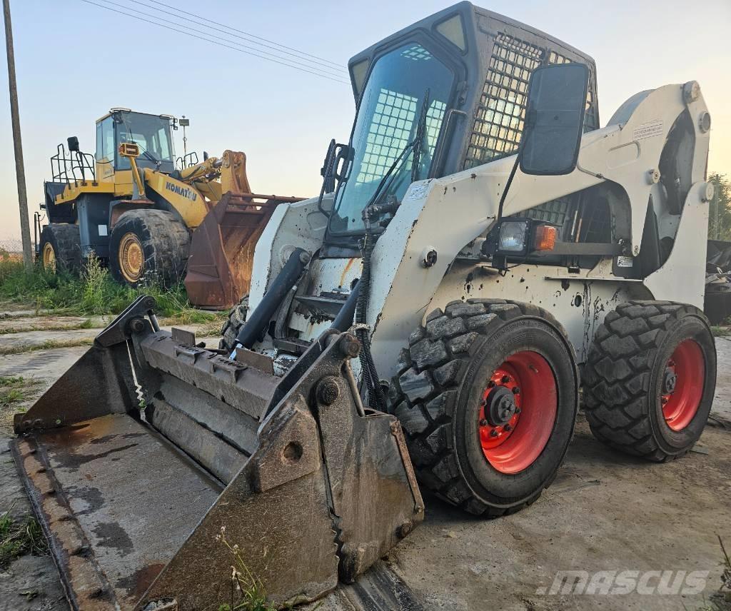 Bobcat S 250 Kolesové nakladače