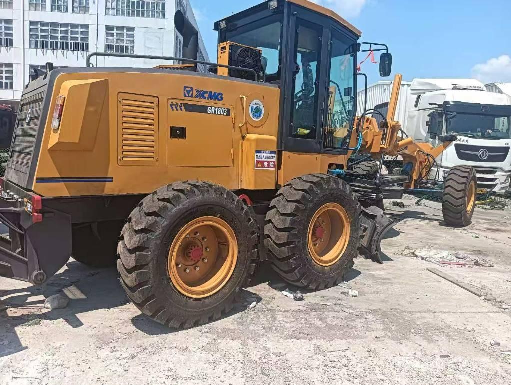 XCMG GR 1803 Grejdery