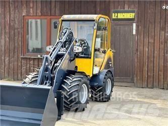 Eurotrac W12 Kolesové nakladače