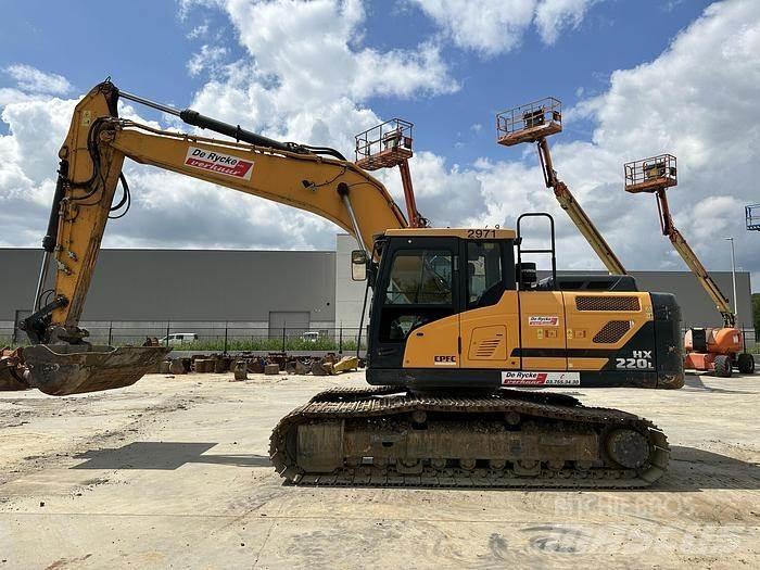 Hyundai HX220L Pásové rýpadlá