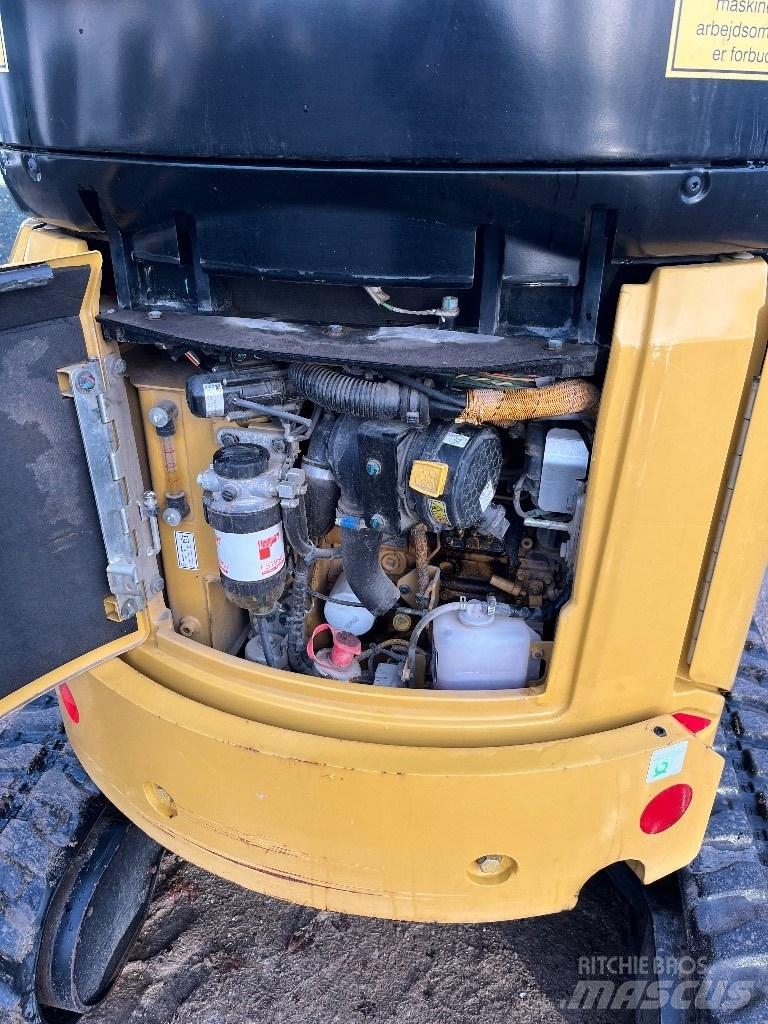 CAT 302 Mini rýpadlá < 7t