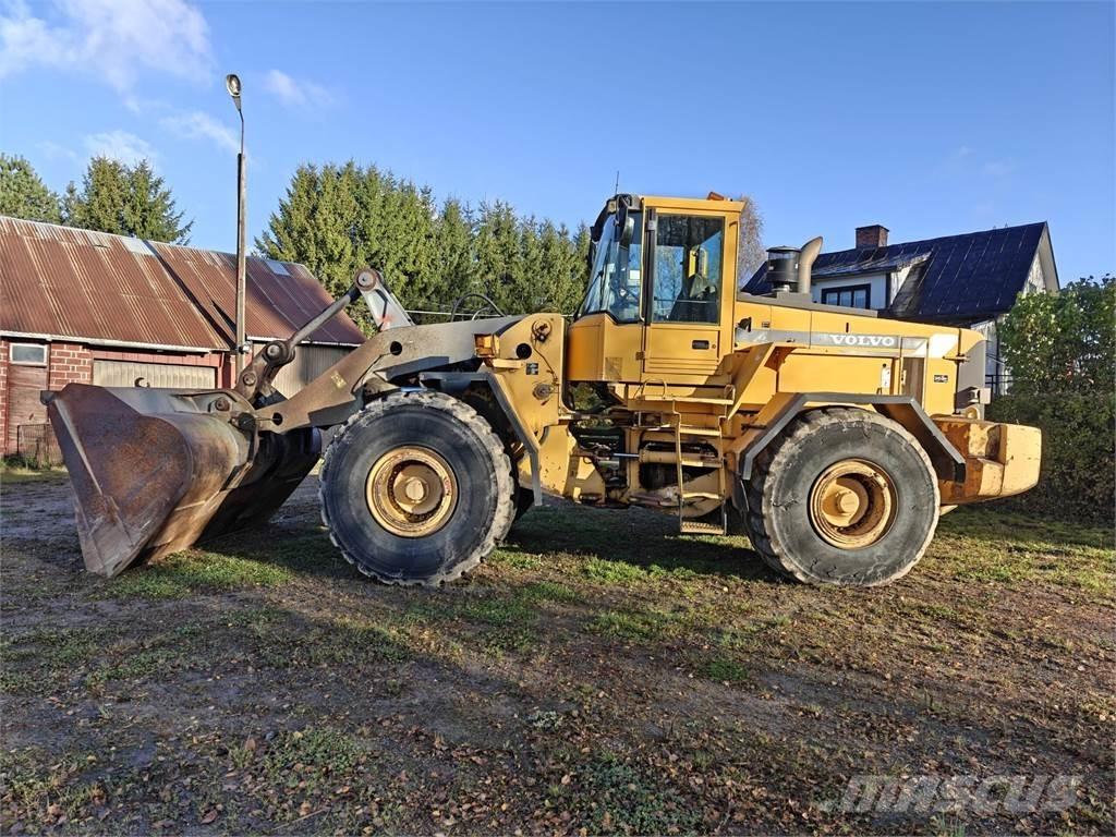 Volvo L180C Kolesové nakladače