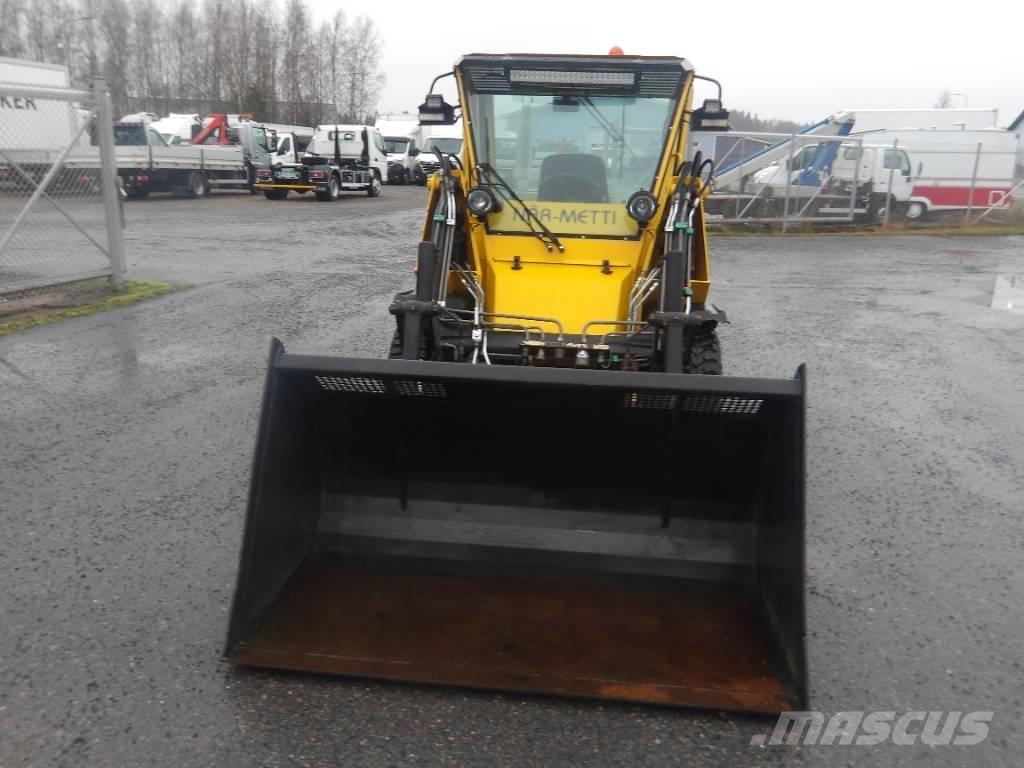 Wille 445 Kompaktné traktory