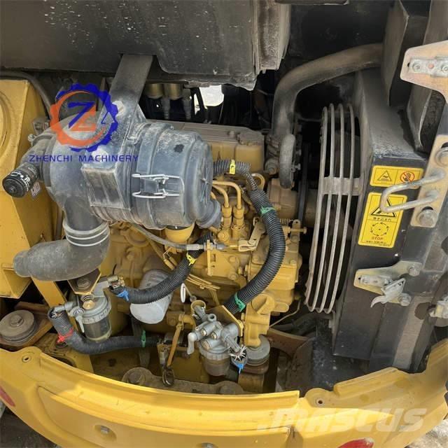 CAT 303 Mini rýpadlá < 7t