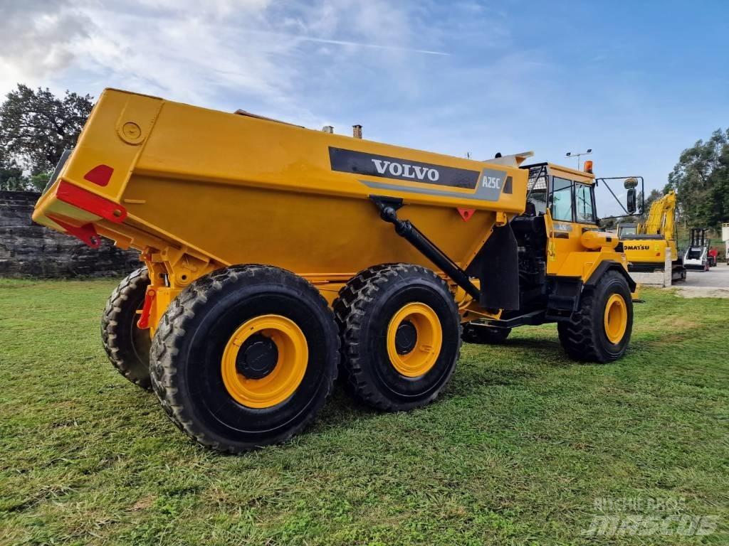 Volvo A 25 C Kĺbové nákladné autá