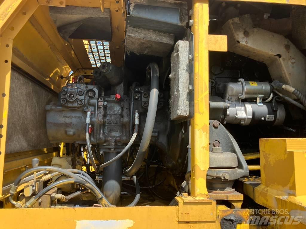 Komatsu PC 400 LC-8 Pásové rýpadlá