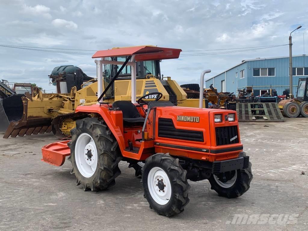 Hinomoto BD150 Traktory
