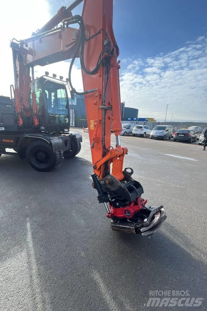 Hitachi ZX 140 W-5B Kolesové rýpadlá