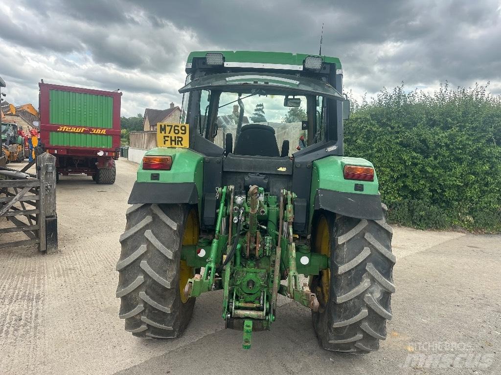 John Deere 6200 Traktory