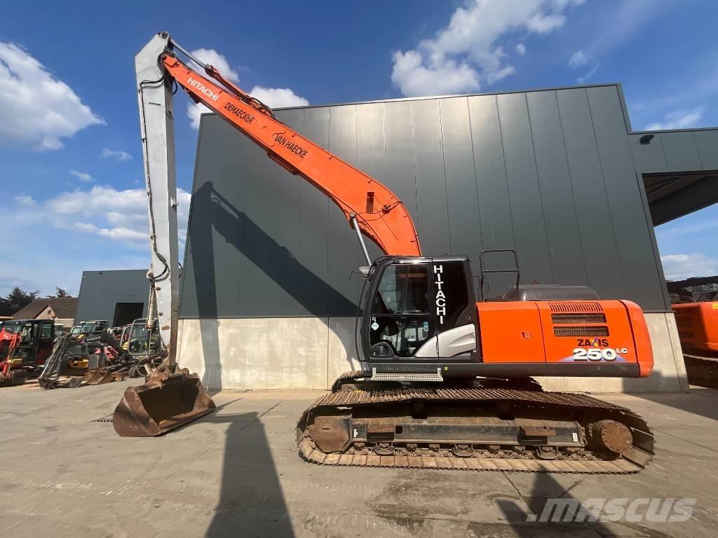 Hitachi ZX 250 LC-6 Rýpadlá s dlhým dosahom