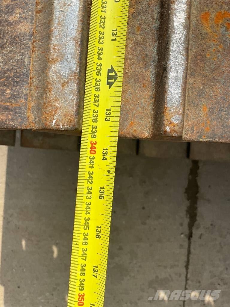 Hitachi ZX 250 LC-6 Rýpadlá s dlhým dosahom