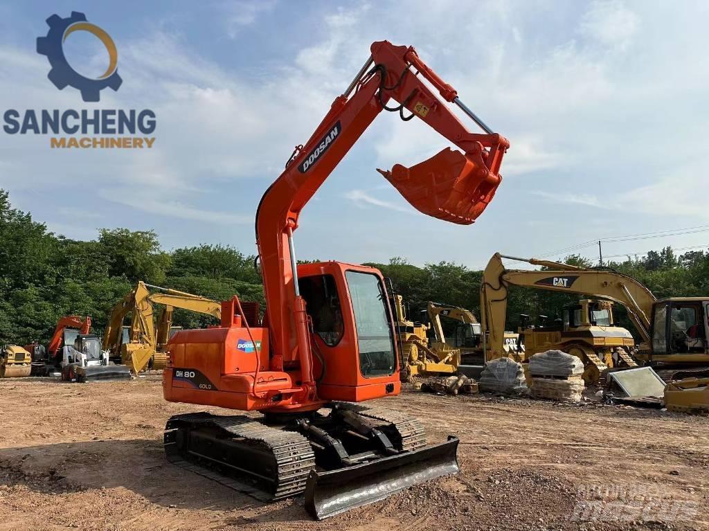 Doosan DH 80 Midi rýpadlá 7 t - 12 t