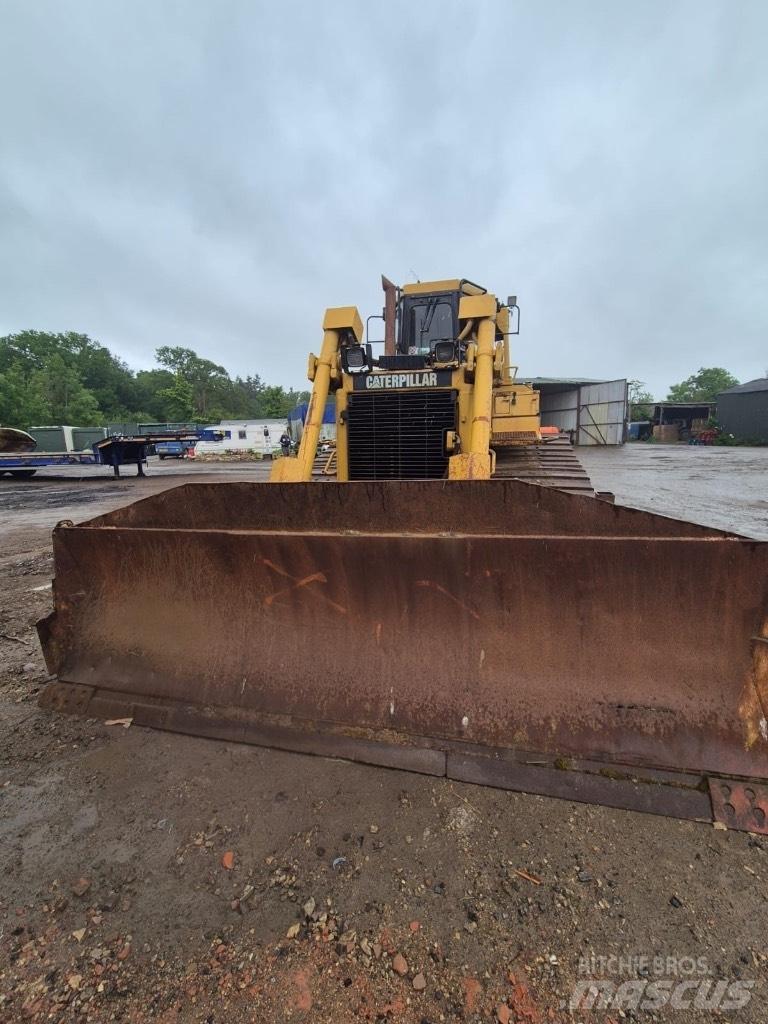 CAT D 6 R LGP Pásové dozéry