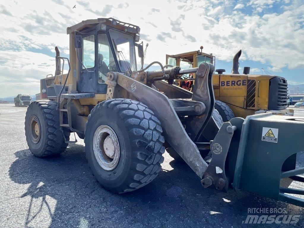 Komatsu WA 470-1 Kolesové nakladače