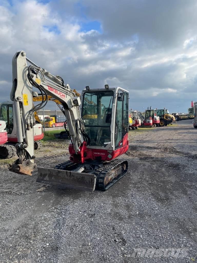 Takeuchi TB 230 Mini rýpadlá < 7t