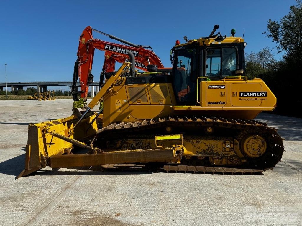 Komatsu D 65 PXi Pásové dozéry