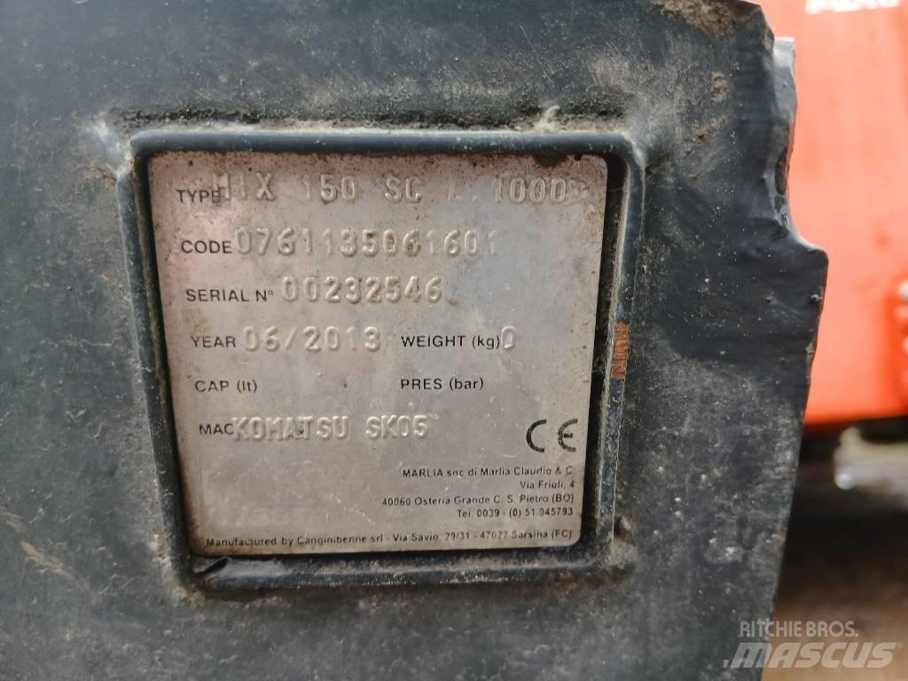 Komatsu SK 05 J Šmykom riadené nakladače