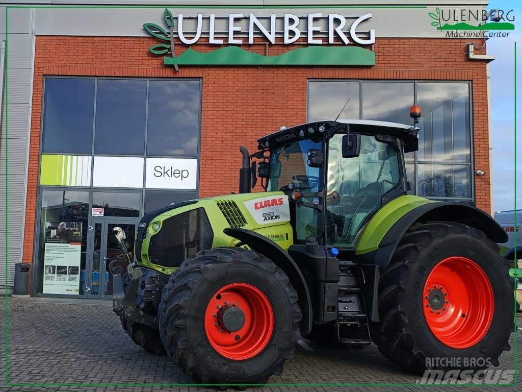 CLAAS Axion 850 Traktory