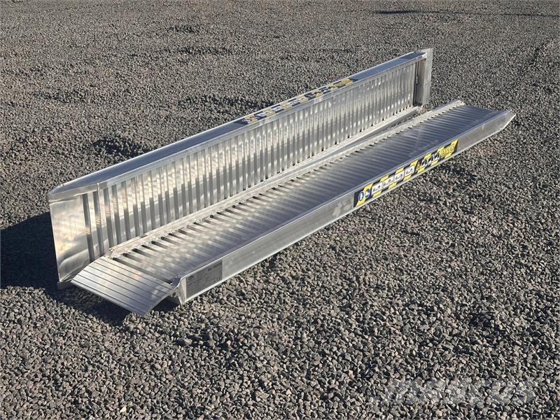  DAMAC RA.100X30 Stavebníctvo - ostatné