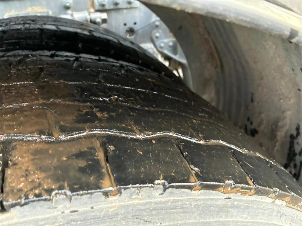 DAF XF 510 FAN Lanový nosič kontajnerov