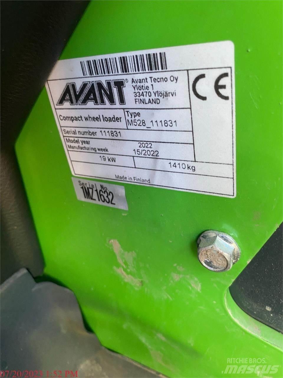 Avant 528 Kolesové nakladače
