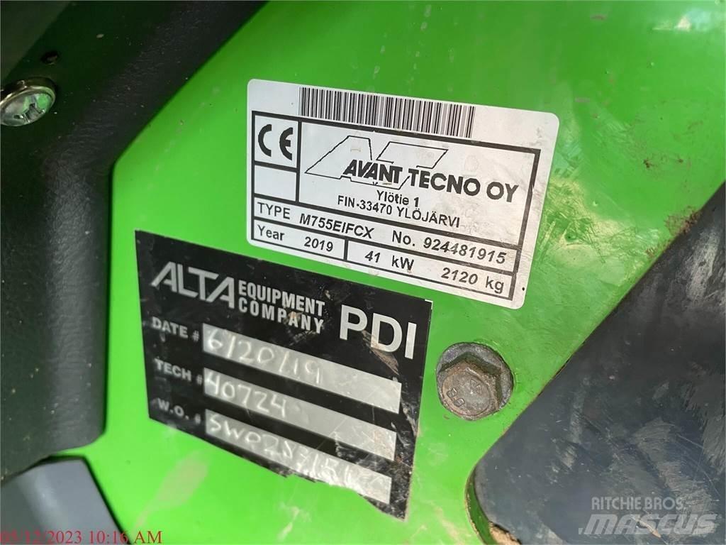 Avant 755I Kolesové nakladače