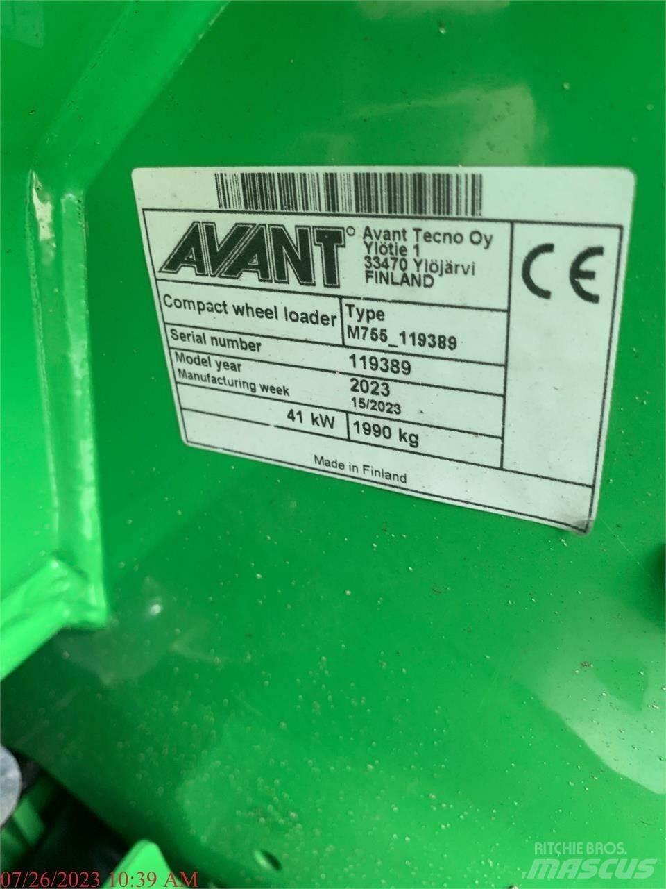 Avant 755I Kolesové nakladače