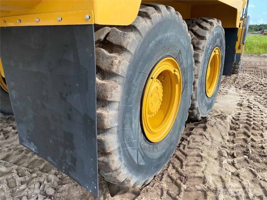 Bell B30E Kĺbové nákladné autá