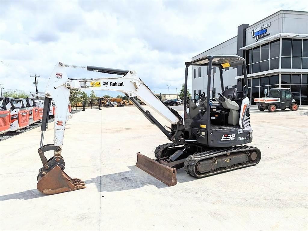 Bobcat E32I Mini rýpadlá < 7t