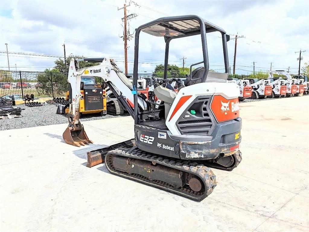 Bobcat E32I Mini rýpadlá < 7t