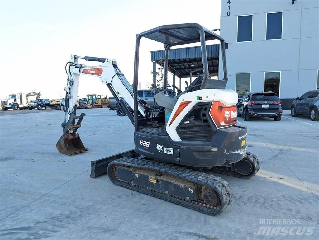 Bobcat E35R2 Mini rýpadlá < 7t