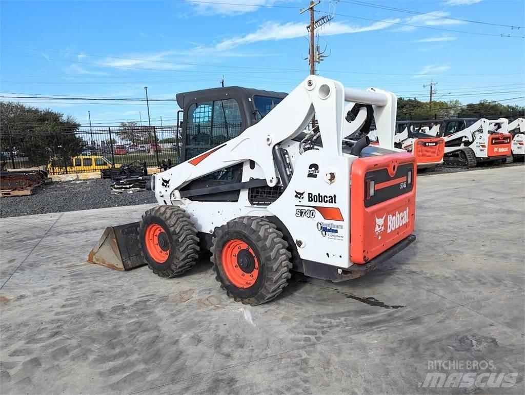 Bobcat S740 Šmykom riadené nakladače