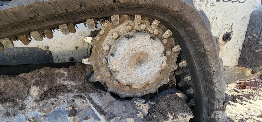 Bobcat T595 Šmykom riadené nakladače