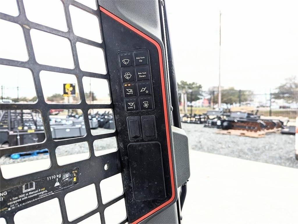 Bobcat T66 Šmykom riadené nakladače