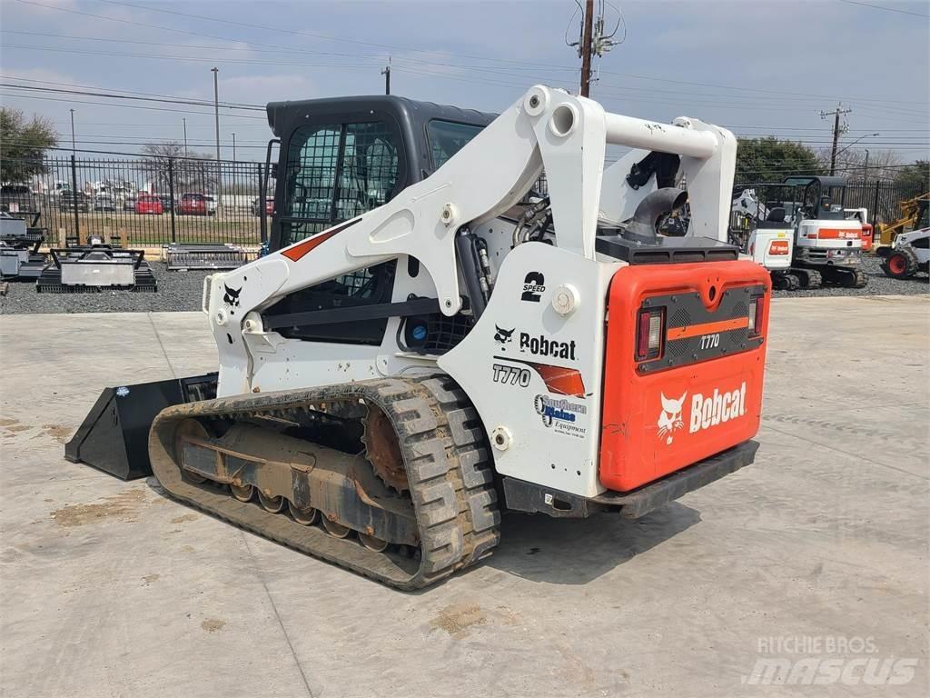 Bobcat T770 Šmykom riadené nakladače
