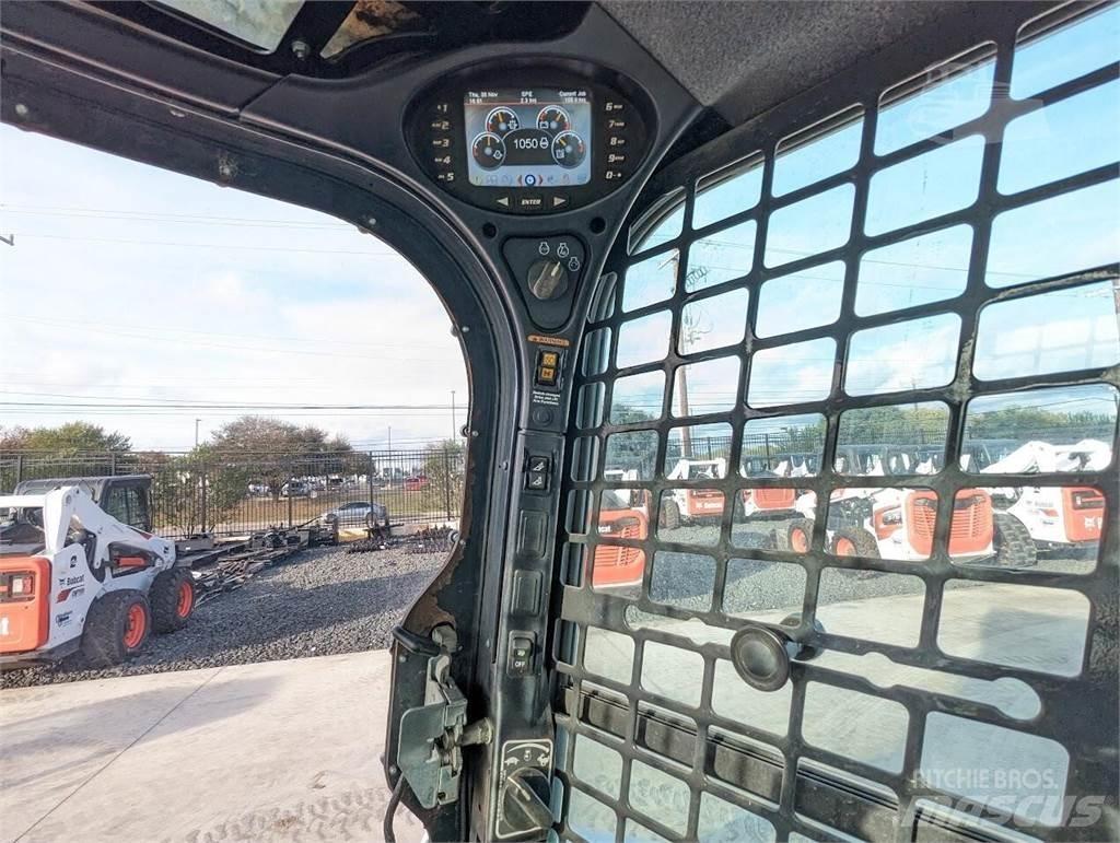 Bobcat T870 Šmykom riadené nakladače
