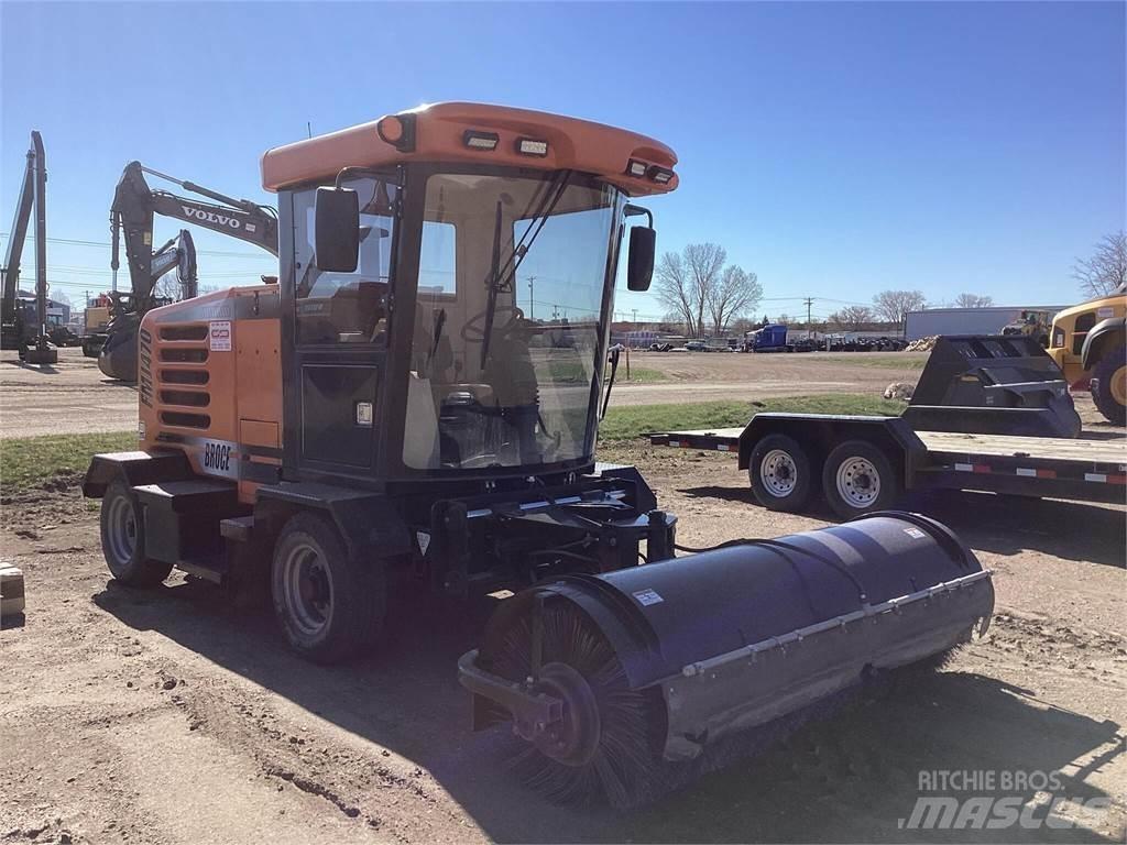 Broce FMJ470 Zametacie stroje