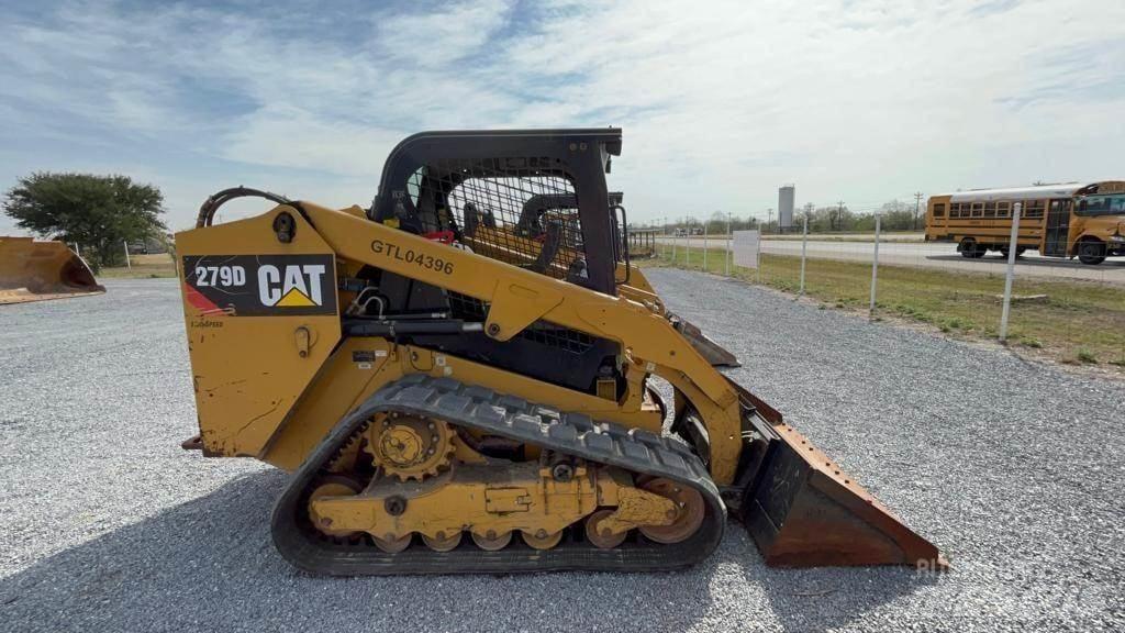 CAT 279D Šmykom riadené nakladače